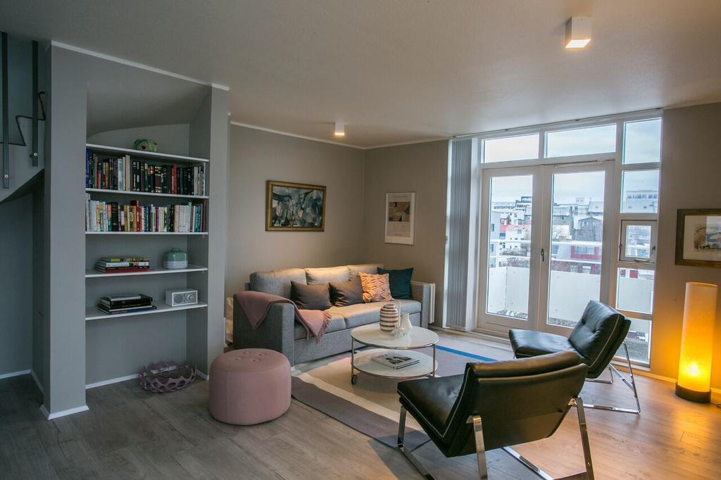 Penthouse Downtown With Free Parking Apartment Reykjavik Exterior photo