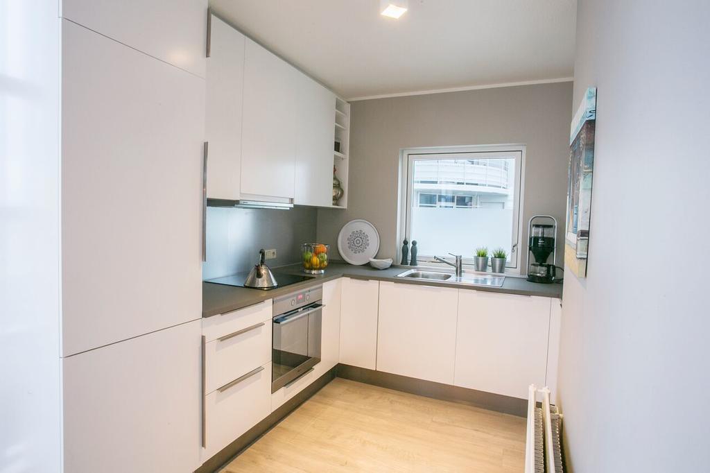 Penthouse Downtown With Free Parking Apartment Reykjavik Exterior photo